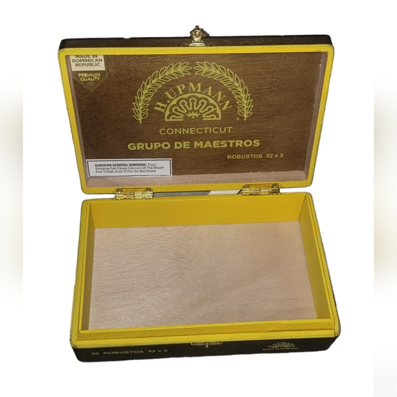 H. Upmann Connecticut EMPTY Wood Cigar Box * Yellow - Picture 5 of 7